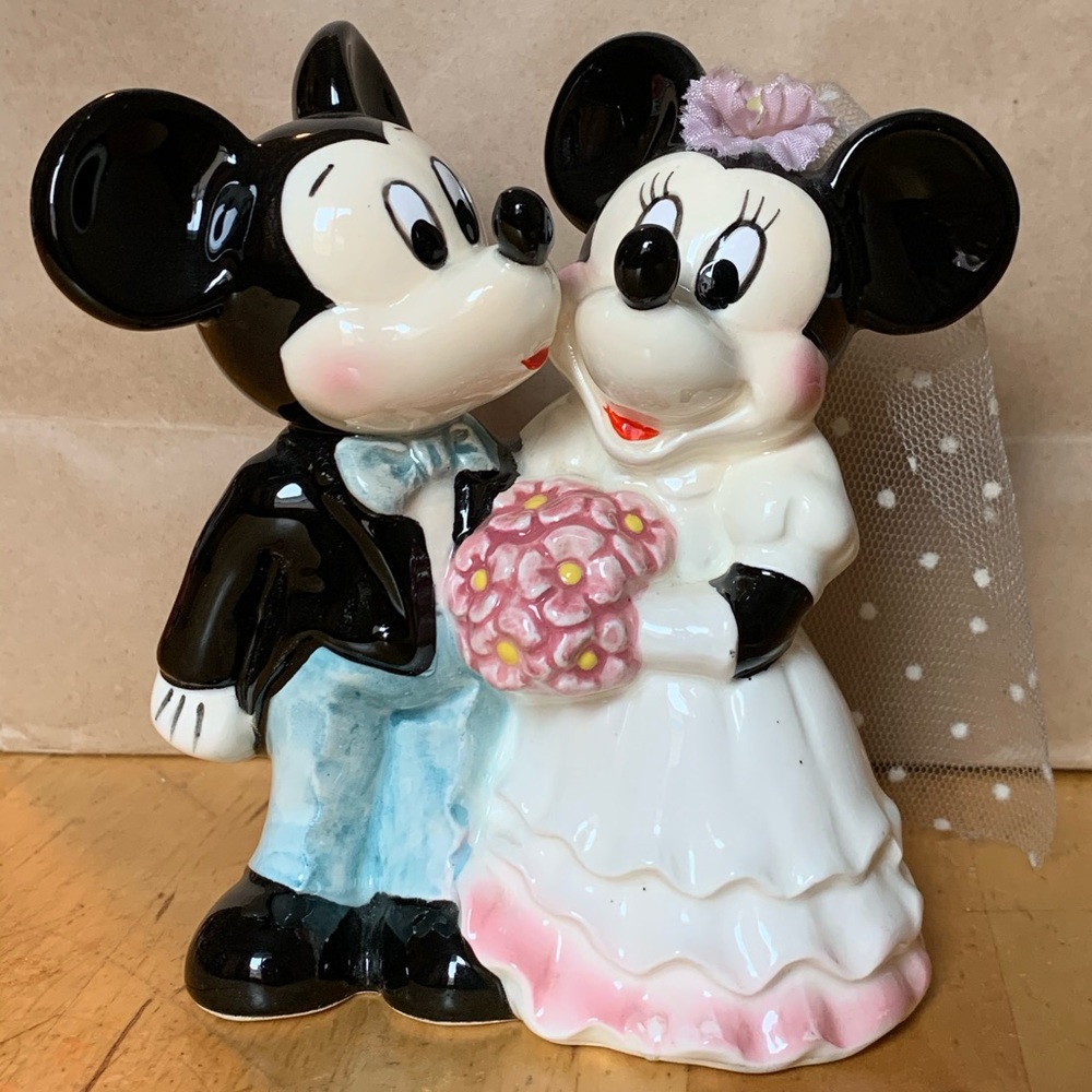 Mickey & Minnie Wedding Figurine